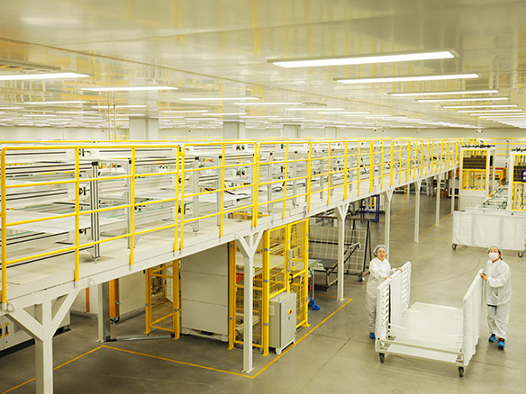 政策保险光伏消纳，国内表共振趋向显著