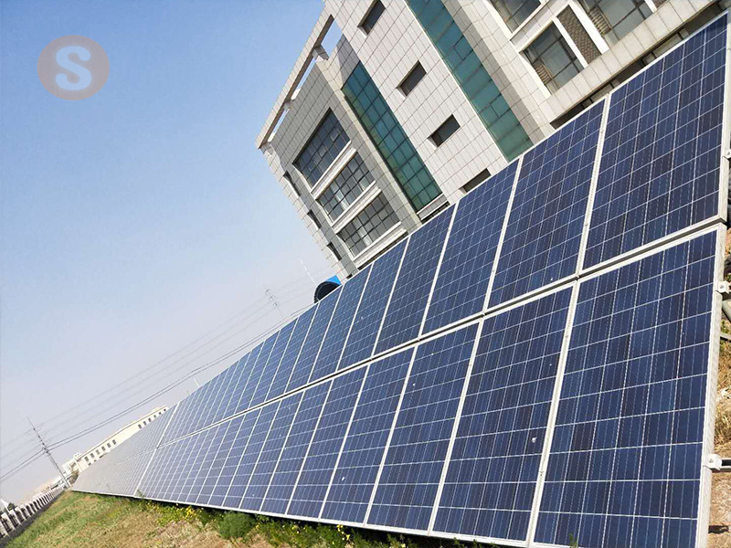 錦州奥克阳光5.04MW屋上散布式発電所